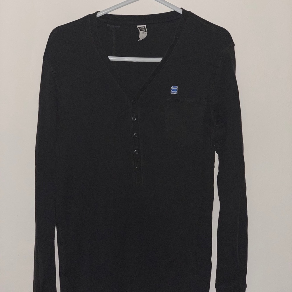 G Star all black long sleeve V neck